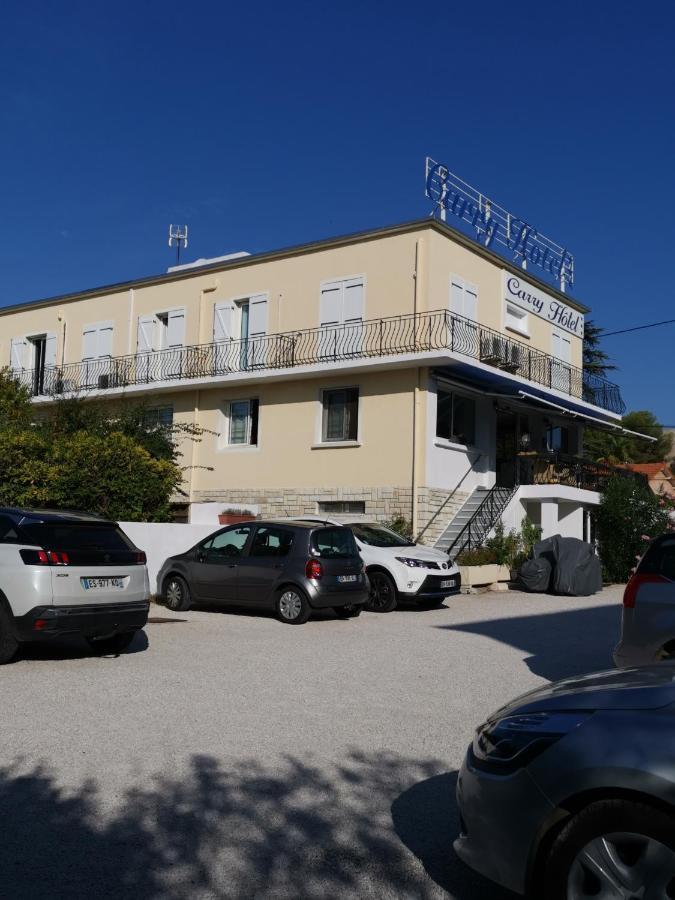 Carry Hotel Buitenkant foto